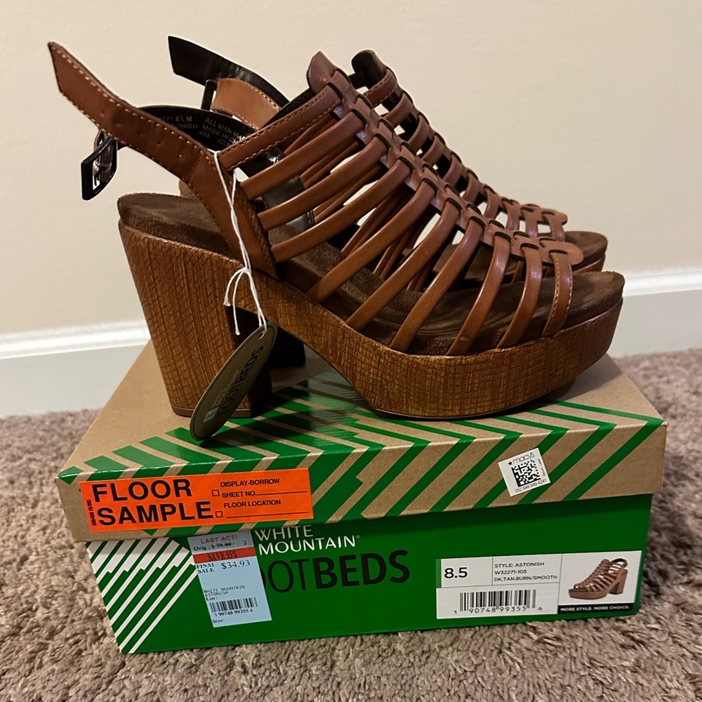 BWT Women's Dark Tan Astonish Platform Clog Sandals, Size 8.5M